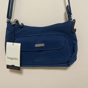 Baggallini EveryDay Bagg Traveler Blue Nylon Crossbody Bag Organizer Pocket Zip